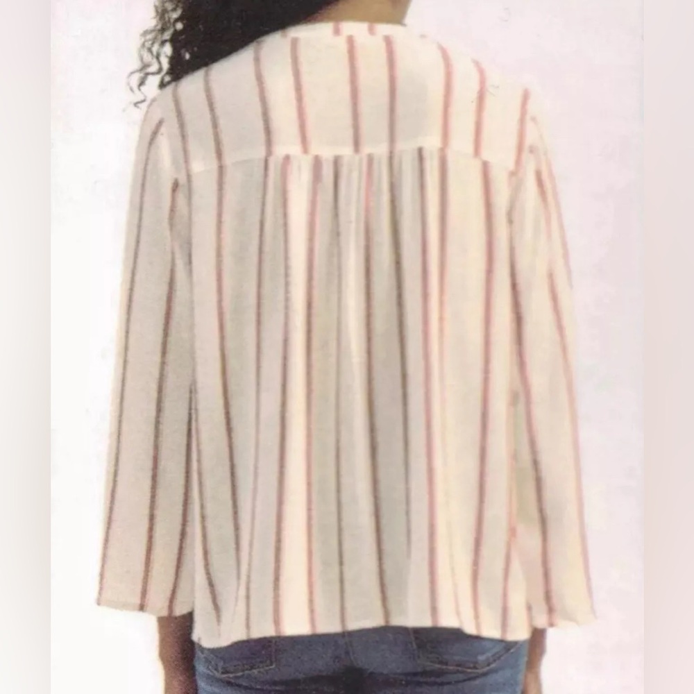 New Splendid Women's V-Neck Viscose Linen Blend Blouse (Size Medium) - Picture 2 of 2